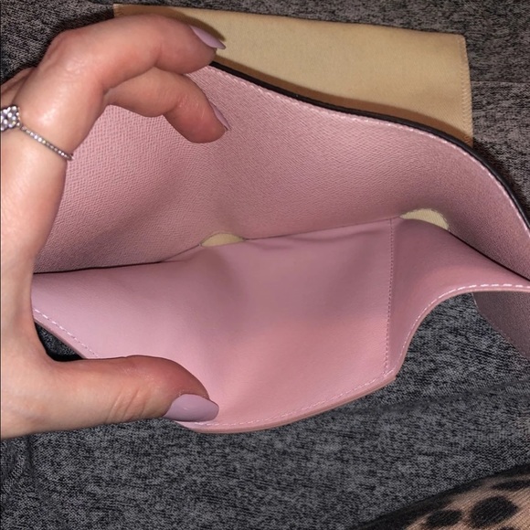 Louis Vuitton Wallet - Picture 7 of 13